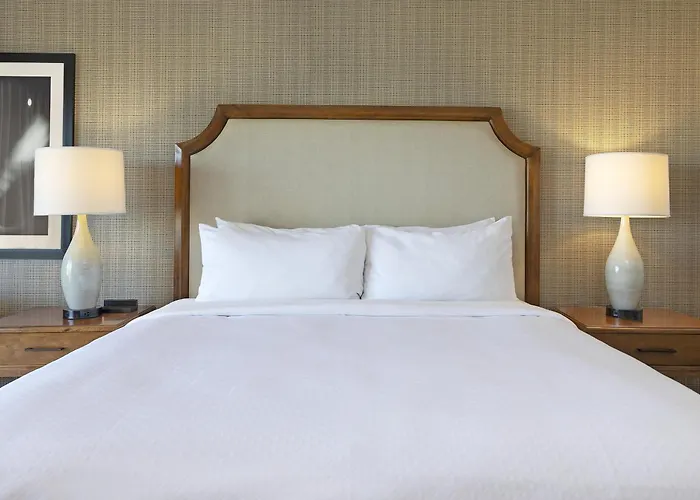 Redondo Beach Hotel, Tapestry Collection By Hilton