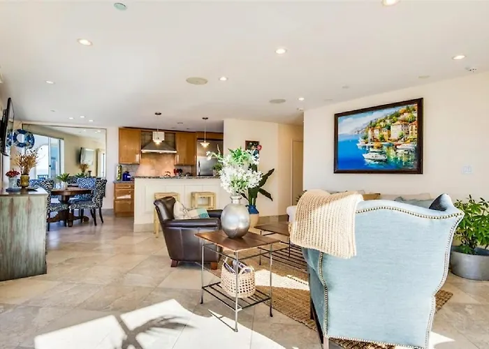 One Bedroom Oceanfront Residence With Panoramic Views